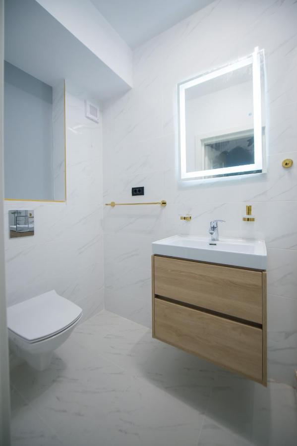 Luxury Promenada Apartment - Frontal Beachfront Mamaia Nord Năvodari Extérieur photo